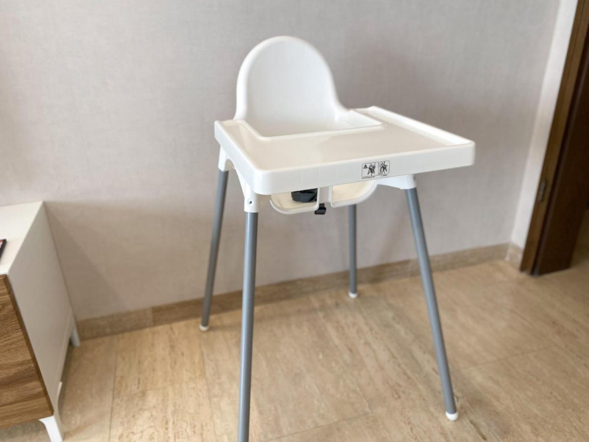 Modernes Apartment In Zentrumsnaehe Mit Eigenem Stellplatz Baden-Baden Luaran gambar